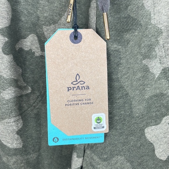 NWT Prana Camo Joggers - Picture 4 of 9